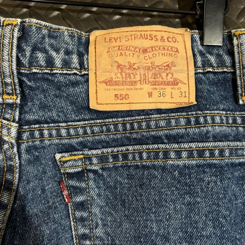 Levi's‎ 550 Vintage 90's Blue Relaxed Tapered Fit Denim Jeans Men's Size 36X31